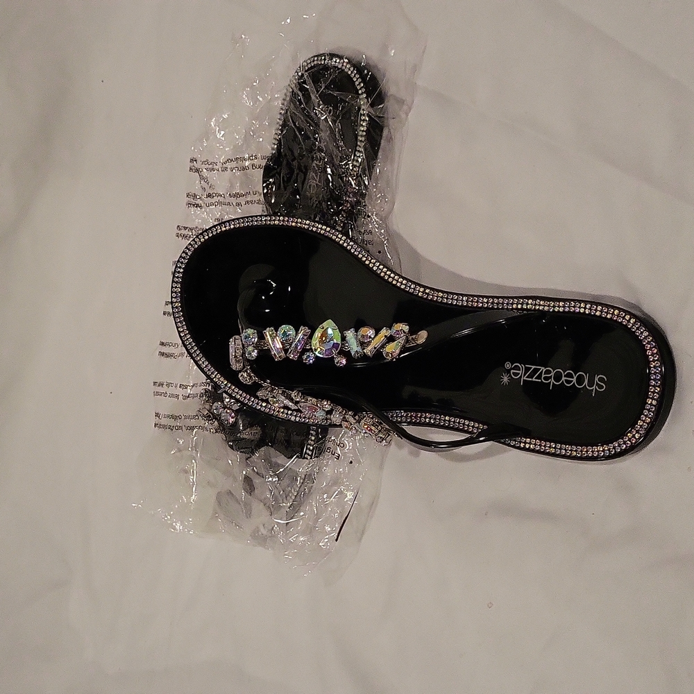 Sandals - Picture 2 of 2